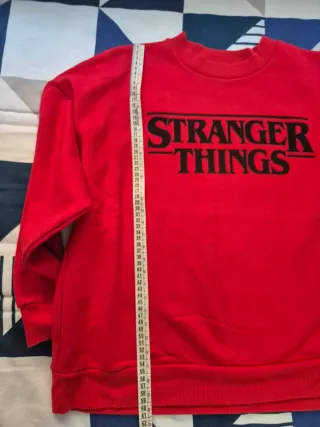 Sudadera Stranger Things – Color rojo