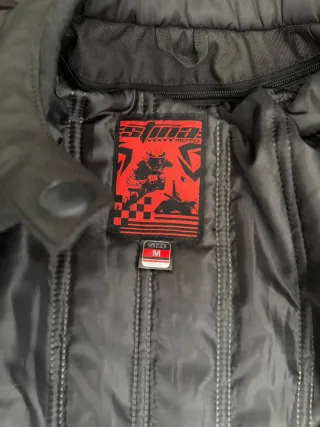 Chaqueta de moto negra