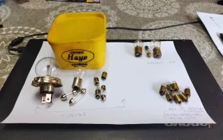 Caja bombillas HAYE Seat 600