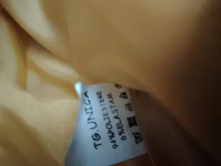 Giubbino corto imbottito, colore senape,