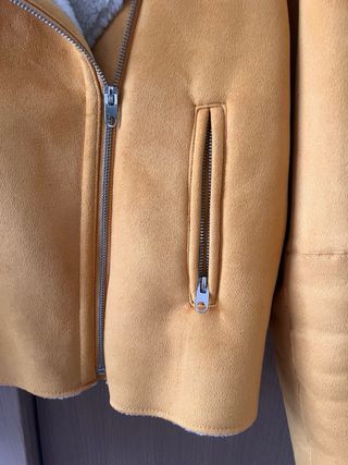 Cazadora Zara efecto ante forrada borreguito