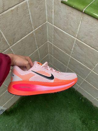 Nike Vomero 18 Zapatillas Running Naranja Rosa