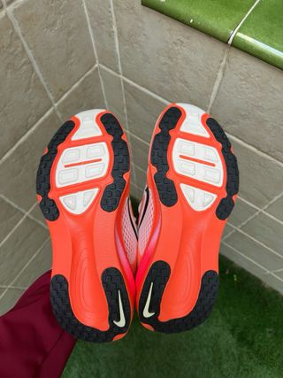 Nike Vomero 18 Zapatillas Running Naranja Rosa