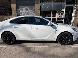 Opel Insignia 2011
