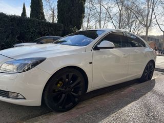 Opel Insignia 2011
