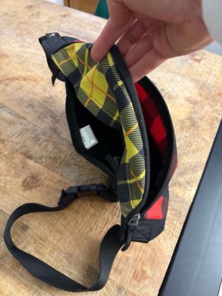 Riñonera marca Nike