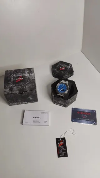 G-Shock Reloj Azul y Plateado