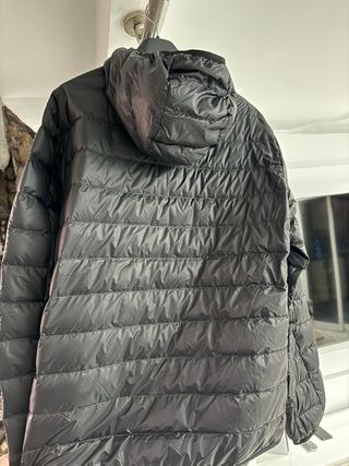 Chaqueta plumífera EA7 negra