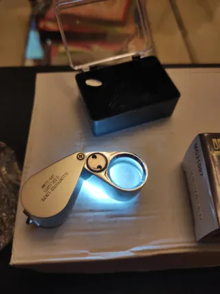 Lupa Joyero 30X con Luz LED