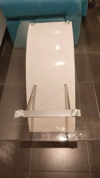 Mesa de centro cristal y metal