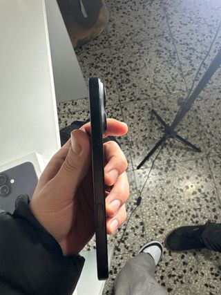 iPhone 16 128GB Negro