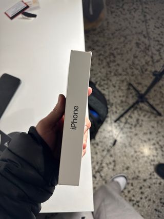 iPhone 16 128GB Negro
