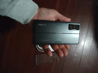 Poco F4 GT