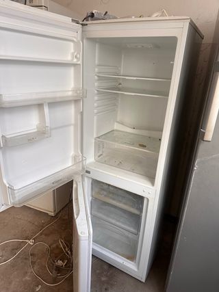 Nevera en buen estado