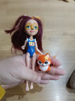 Muñeca Enchantimals Zorro