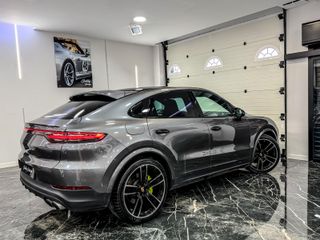 Porsche Cayenne COUPE EHYBRID