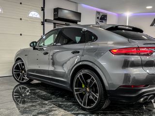 Porsche Cayenne COUPE EHYBRID