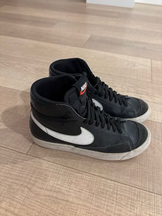 Zapatillas Nike Blazer Mid '77 Piel Negras