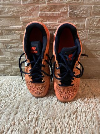 Zapatillas Nike de Padel Dragon Naranja y Blanco