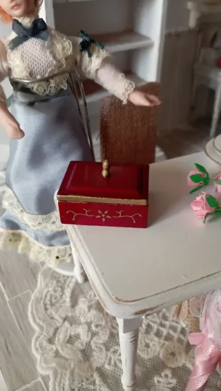 Costurero Victoriano Miniatura 1:12 - Con Accesori