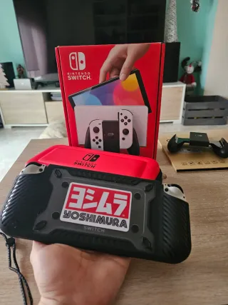 Nintendo Switch OLED Blanca y Negra