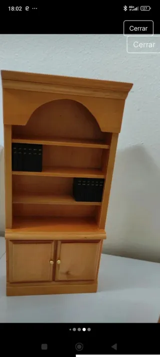 Muebles Casa Muñecas: Sillas y Escritorio