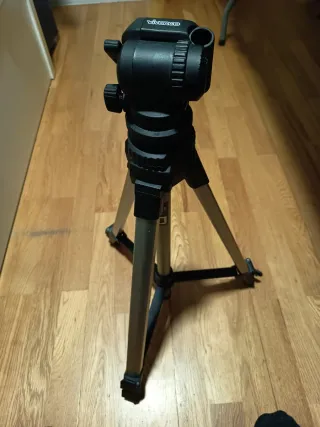 Trípode Vivanco para cámara más bolsa