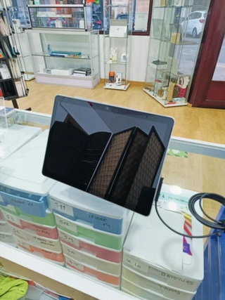 Surface Go 3 128GB Intel Core i3 8GB RAM