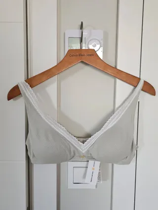 Sujetador sin aros Womensecret verde NUEVO