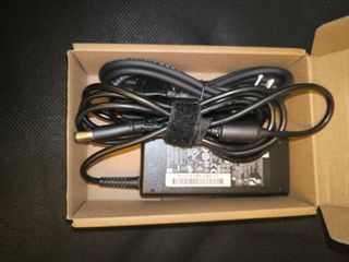 Cargador Portatil HP 90W