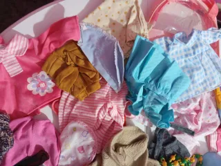 Lote Ropa y Accesorios Muñecas