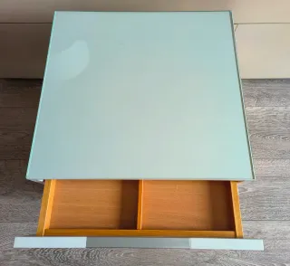 Cajonera escritorio con ruedas y cristal