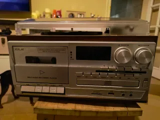 Equipo de música retro