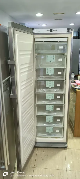 Congelador Vertical Liebherr No Frost