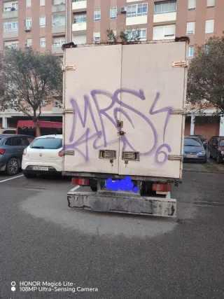 Nissan Eco T100 Turbo Camión