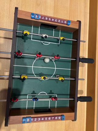 Mini futbolín de mesa