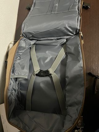 Mochila de viaje marrón
