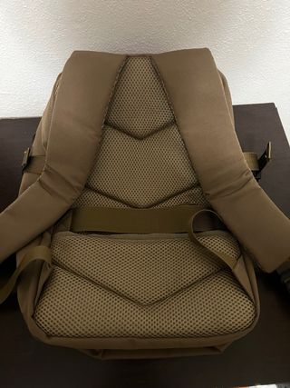 Mochila de viaje marrón