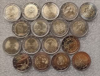 Lote 26 + 17 monedas 2€ para Kikillo----SC.