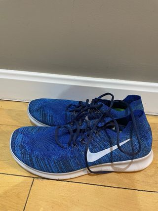 Nike Free RN Flyknit Azul y Blanco