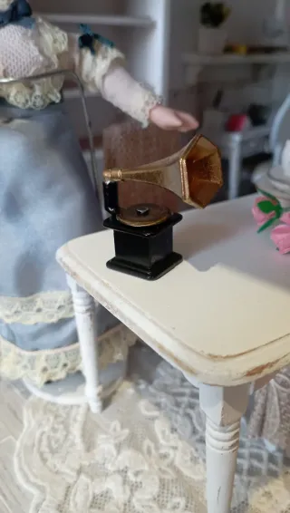 Gramófono Antiguo Miniatura 1:12 - Vintage
