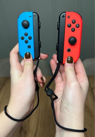 Nintendo Switch + Tarjeta SanDisk MicroSD 256GB