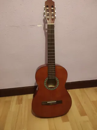 Guitarra Clásica Española con funda