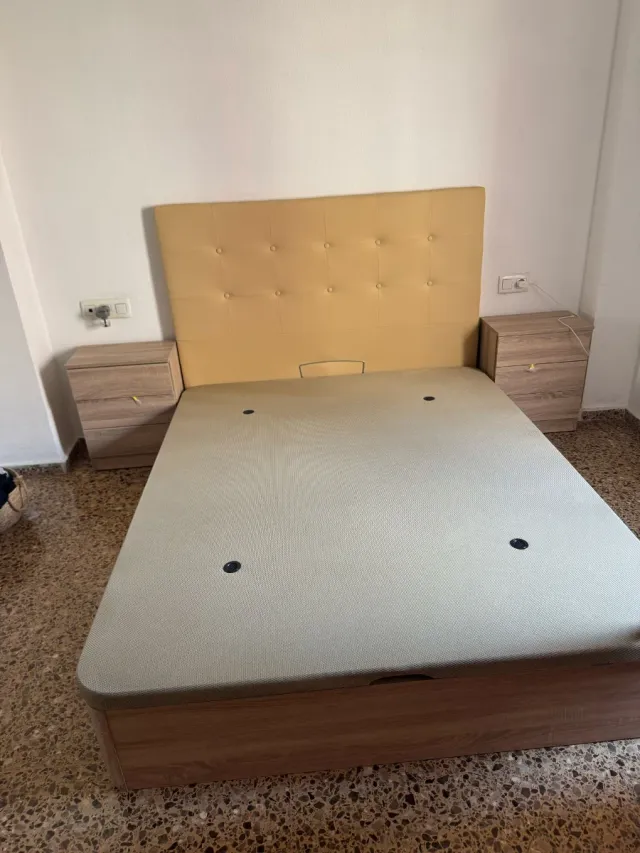 Canapé Abatible con Acabados de Calidad