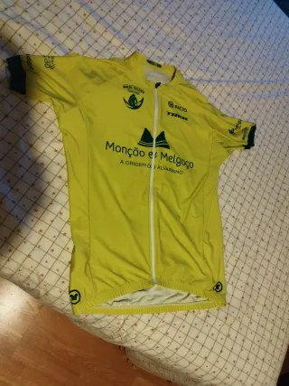 Maillot Ciclismo Pacto Monçao e Melgaço Amarillo