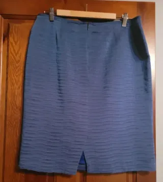 Traje chaqueta y falda azul y gris