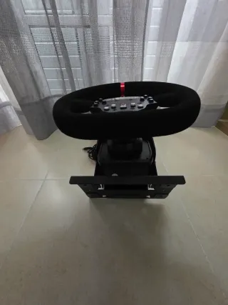 Volante e Pedali da Gaming per PC e PlayStation