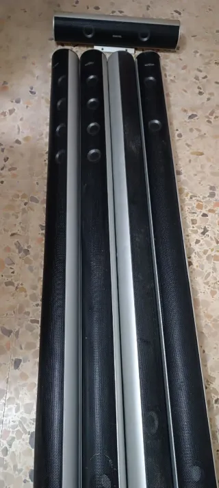 Altavoces Barra Sonido Negro y Plata