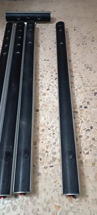Altavoces Barra Sonido Negro y Plata