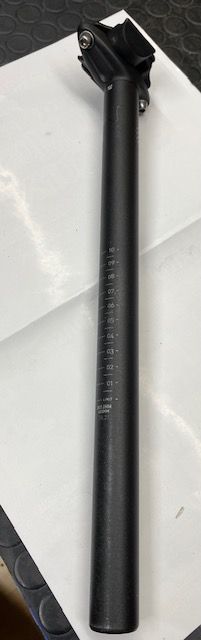 Tija Cube Aluminio 27,2x400mm